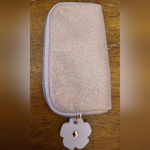 Coach Pink Shimmer zipper coin Pouch with Flower charm pull Rosegold NWOT - Picture 5 of 16